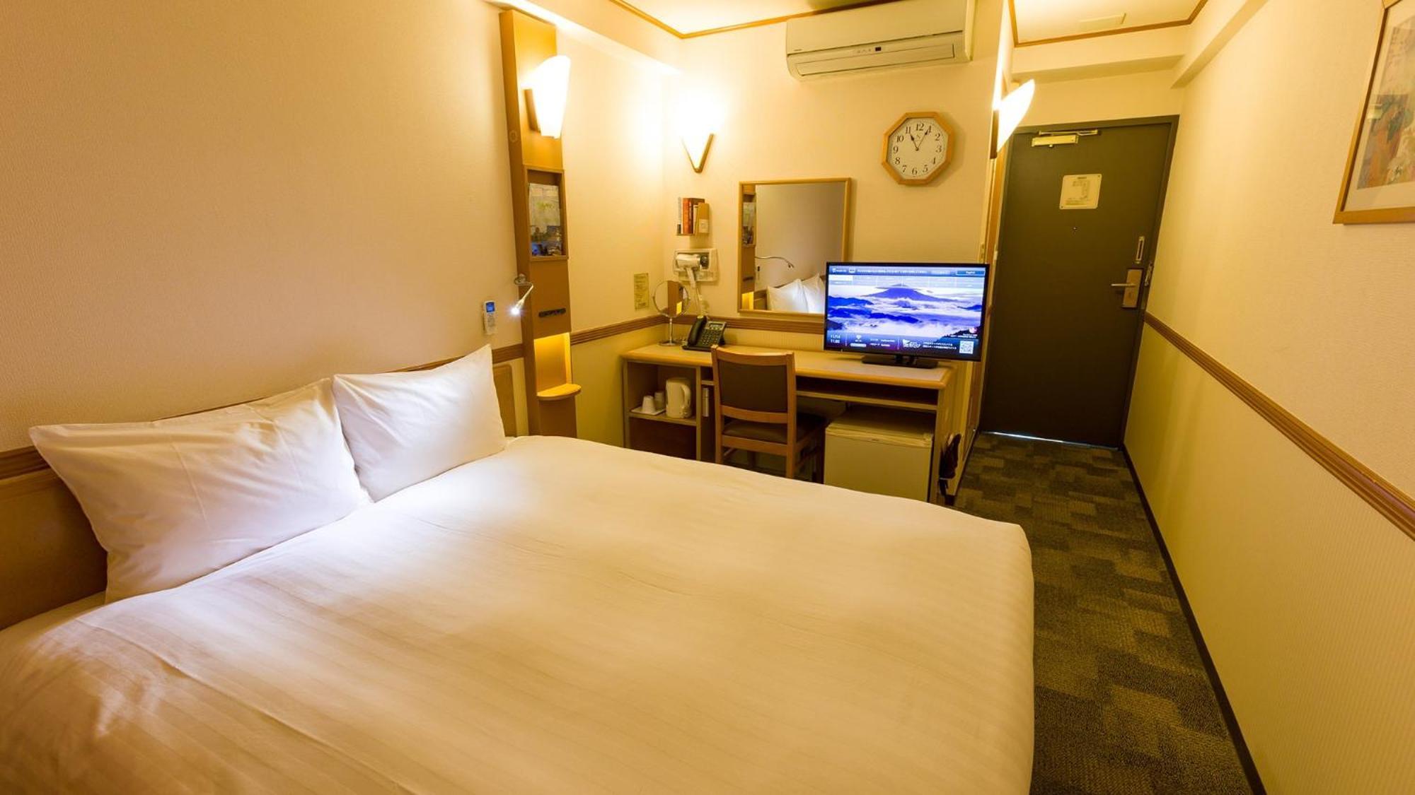 Toyoko Inn Tokyo Akigawa-Eki Kita-Guchi Akiruno Room photo